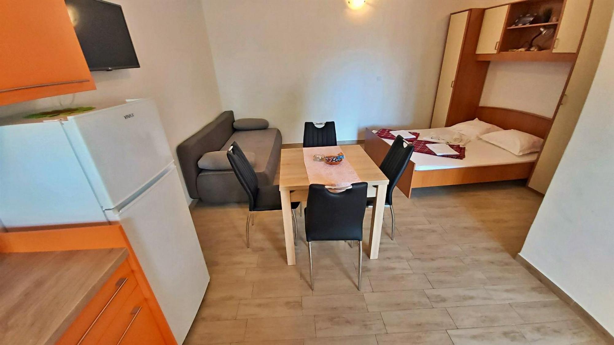 Apartments Gajo Omis Room photo